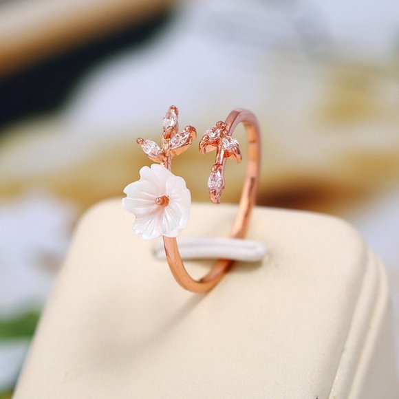 NEW 18K Rose Gold Flower Diamond Adjustable Ring - Picture 6 of 7